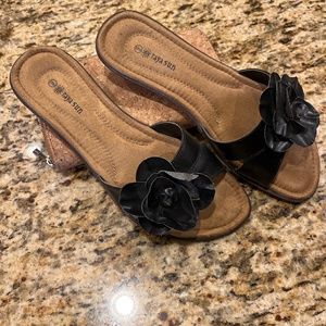 Rays Sun black sandals